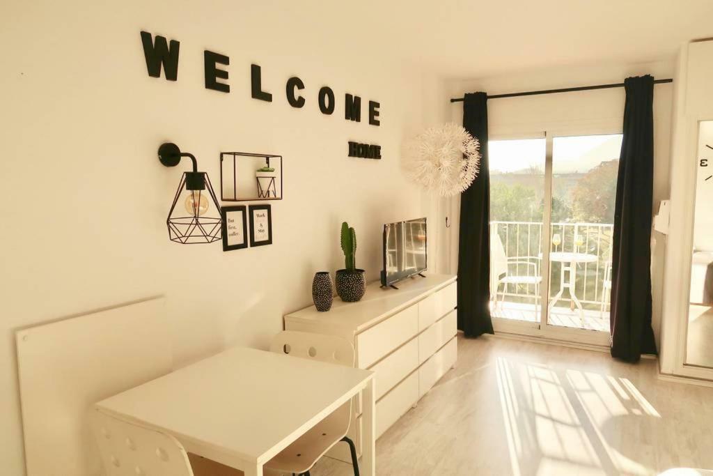 Minerva Sea View Apartment Benalmádena Exteriör bild